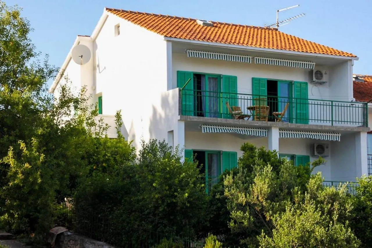 Apartments Mladenka Trogir Croatia