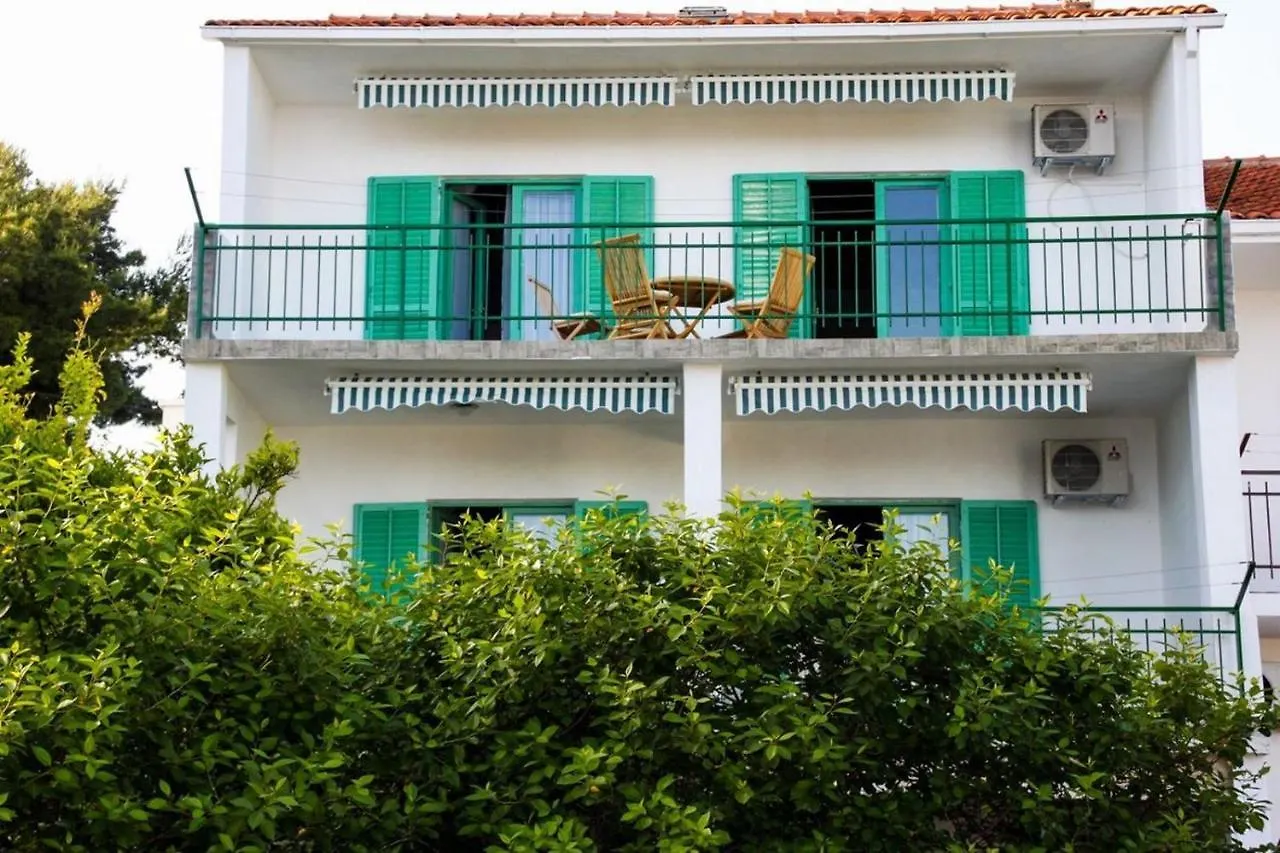 Apartments Mladenka Trogir 0*,  Croatia